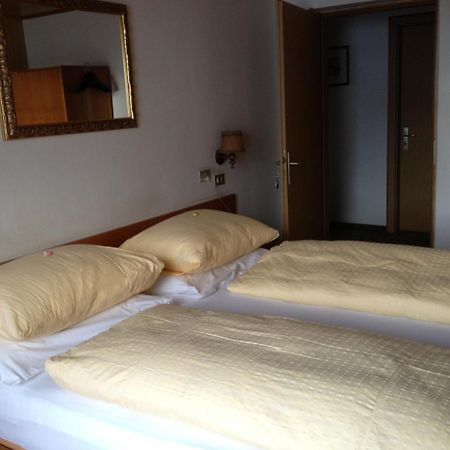 Garni Sayonara Hotell Selva di Val Gardena Exteriör bild