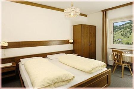 Garni Sayonara Hotell Selva di Val Gardena Exteriör bild
